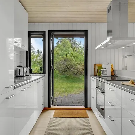 Ferienhaus Beautiful In With 3 Bedrooms *
