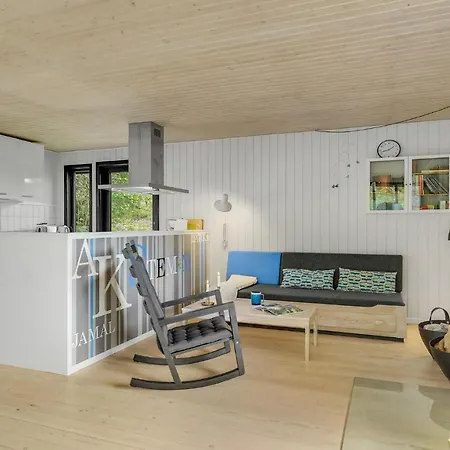 Beautiful In With 3 Bedrooms Ferienhaus Fåborg