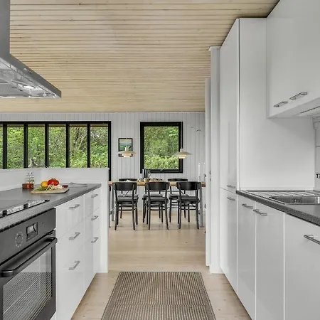 Beautiful In With 3 Bedrooms * Fåborg